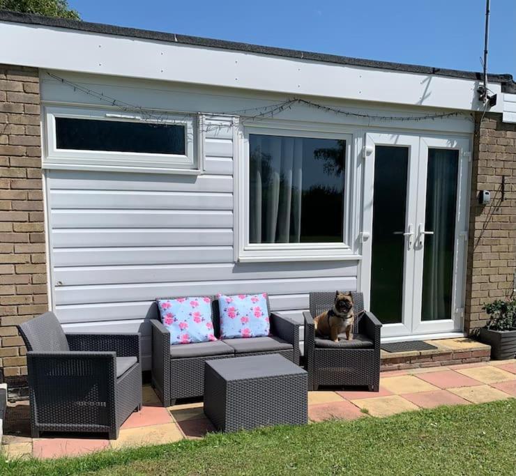 Hugo'S Hideaway Free Wifi Villa Hemsby Kültér fotó